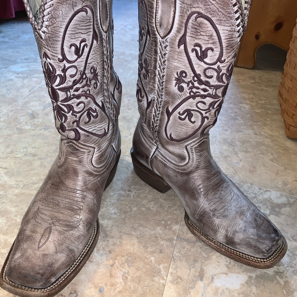 Western Cowgirl Boots